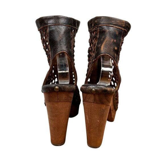 Sbicca Vintage Collection 9 Woven Leather Wood Studded Heel Platform - Picture 3 of 7